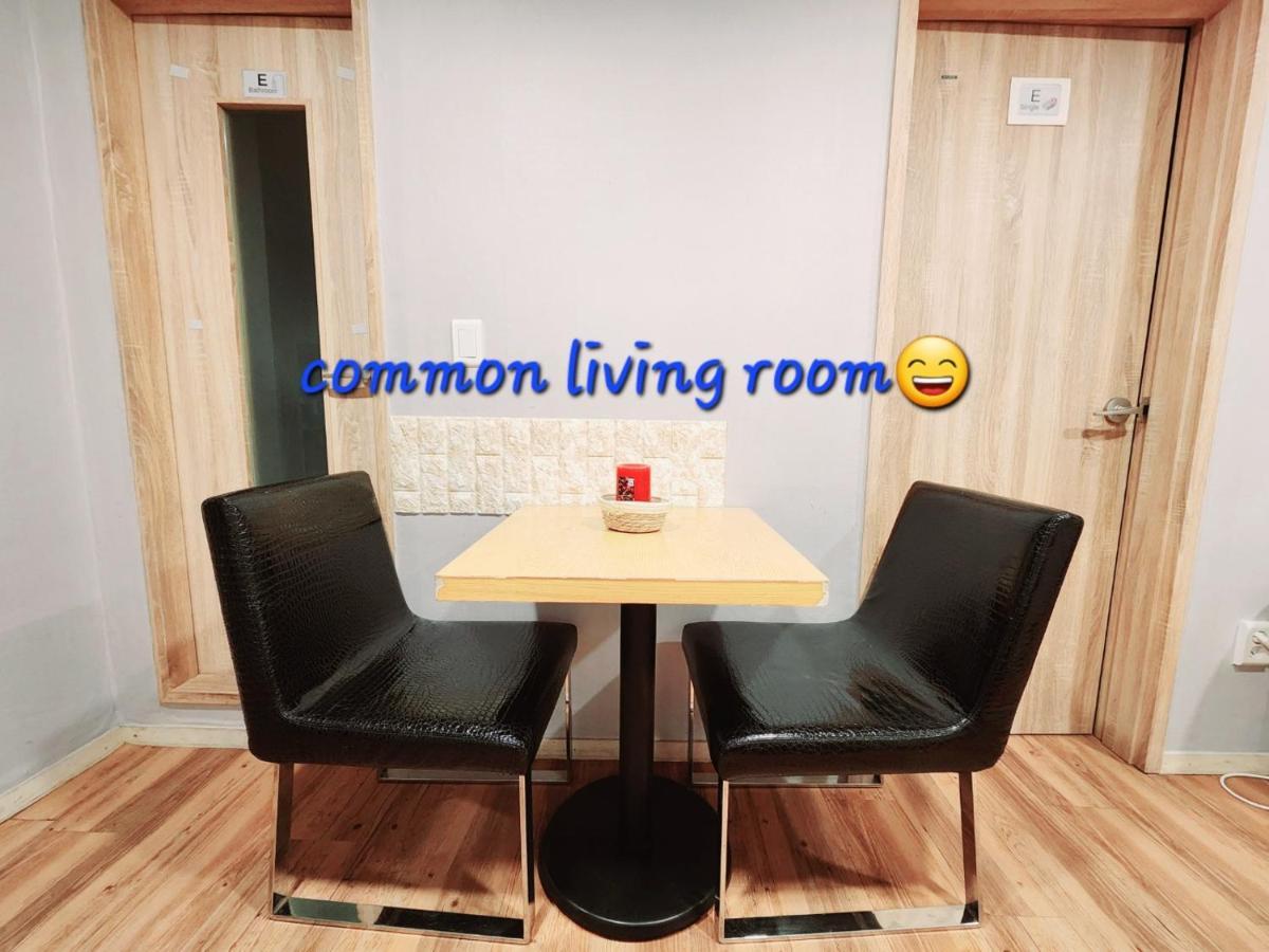 Hongdae Guest House Room#G#E#D#R#M Сеул Экстерьер фото