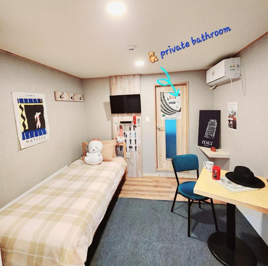 Hongdae Guest House Room#G#E#D#R#M Сеул Экстерьер фото