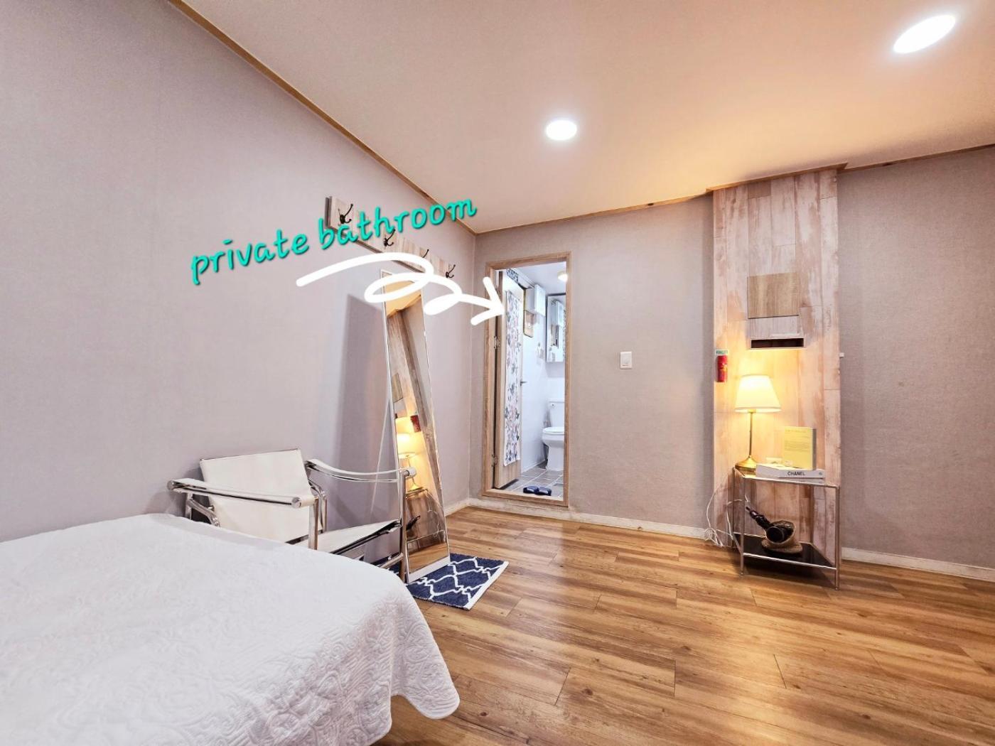 Hongdae Guest House Room#G#E#D#R#M Сеул Экстерьер фото